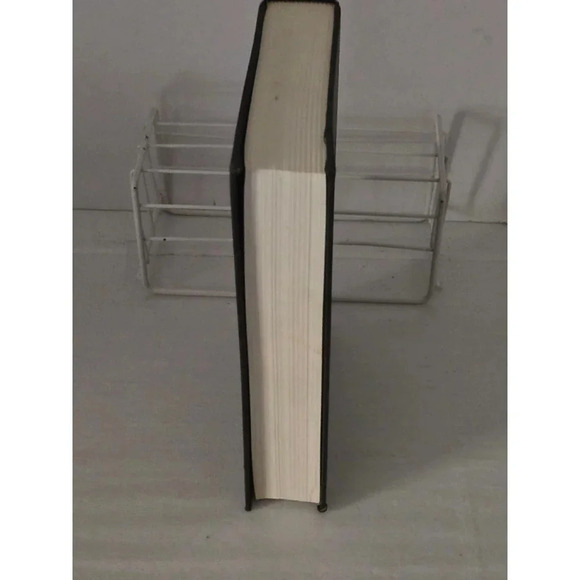 Book The Singing - Picture 4 of 5